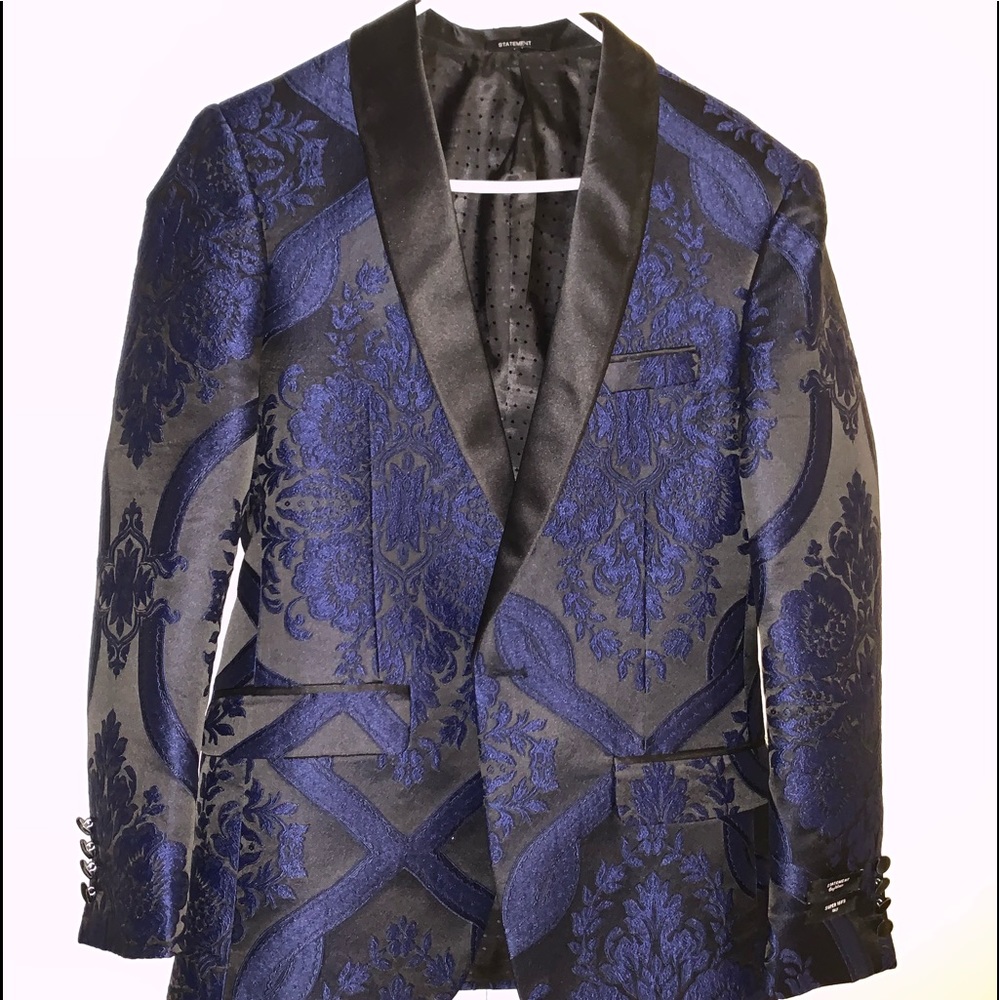 Paisley Design blue & black suit perfect for prom